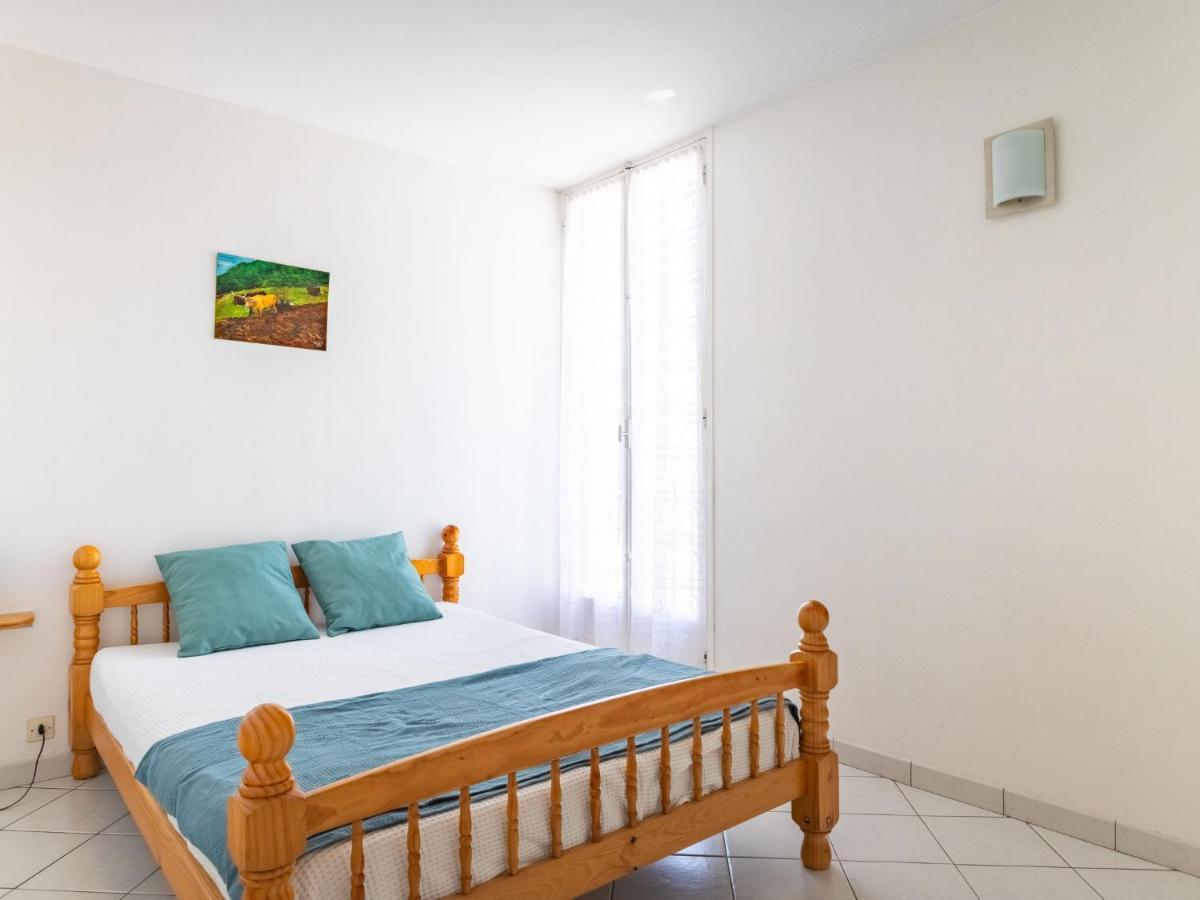 Apartment Les Roses Lauriers By Interhome Le Lavandou Exterior foto